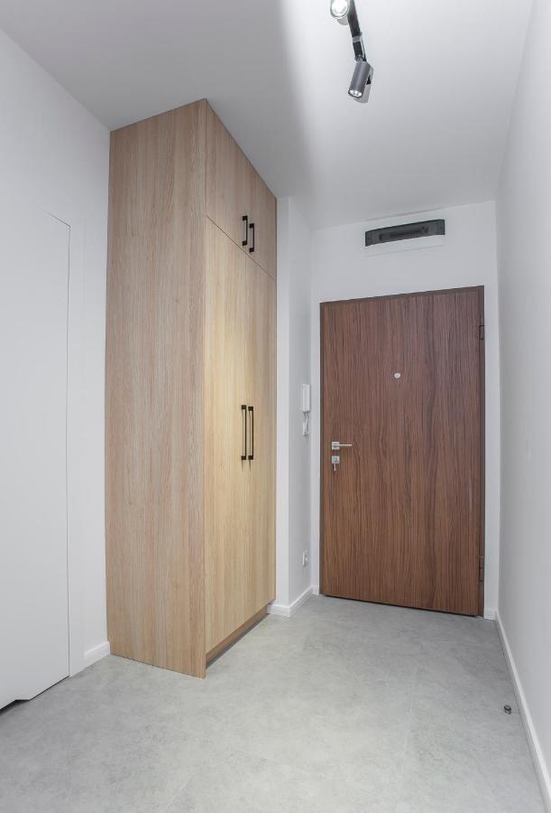 Urban Jungle Apartament Alice Белосток Экстерьер фото